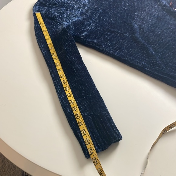 Orvis Navy Blue Chenille Knit Long Sleeve Crew neck Sweater- Large - Picture 12 of 13